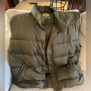 Cabela’s Men’s Premier Northern Goose Down Vest size 2X in green, warm